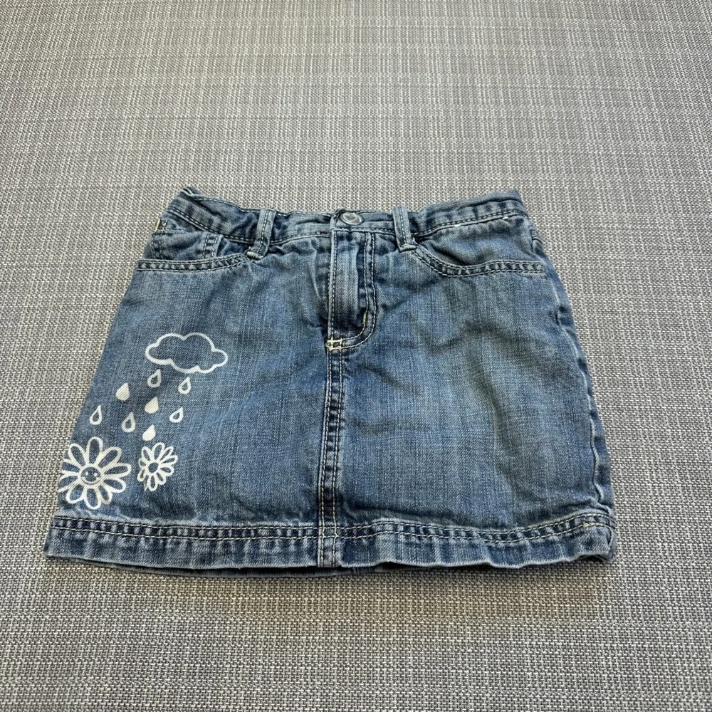 Gymboree Denim Skirt Girls Size 5 Smiley Back Embroidered‎ Adjustable Waist